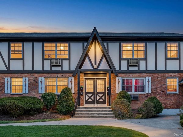 95 Parkside Drive , Suffern, NY 10901