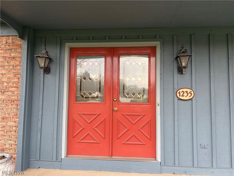 1235 Briarview Avenue NW, North Canton, OH 44720 Photo 3