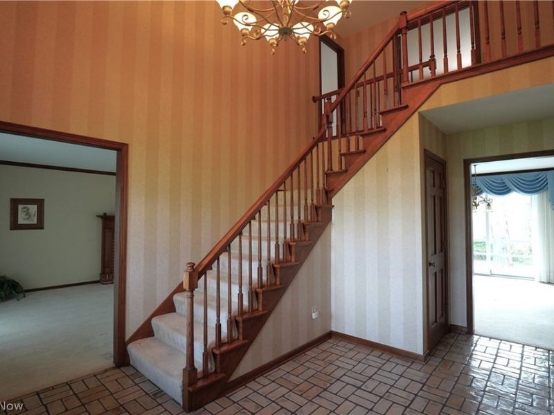 1235 Briarview Avenue NW, North Canton, OH 44720 Photo 4