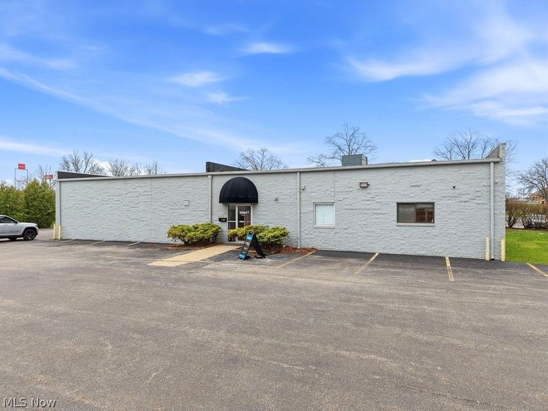 87 Springside Drive, Unit B, Akron, OH 44333 Photo 25