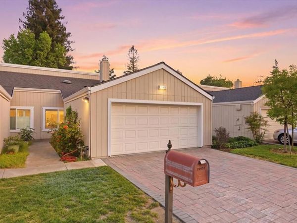 22652 Silver Oak Lane, Cupertino, CA 95014