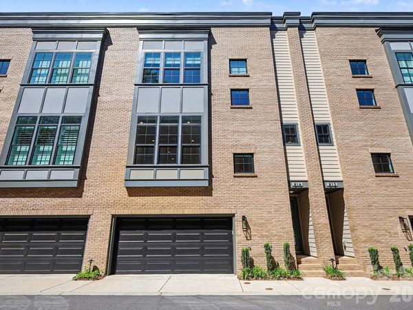 816 Madison Glen Lane, Charlotte, NC 28209