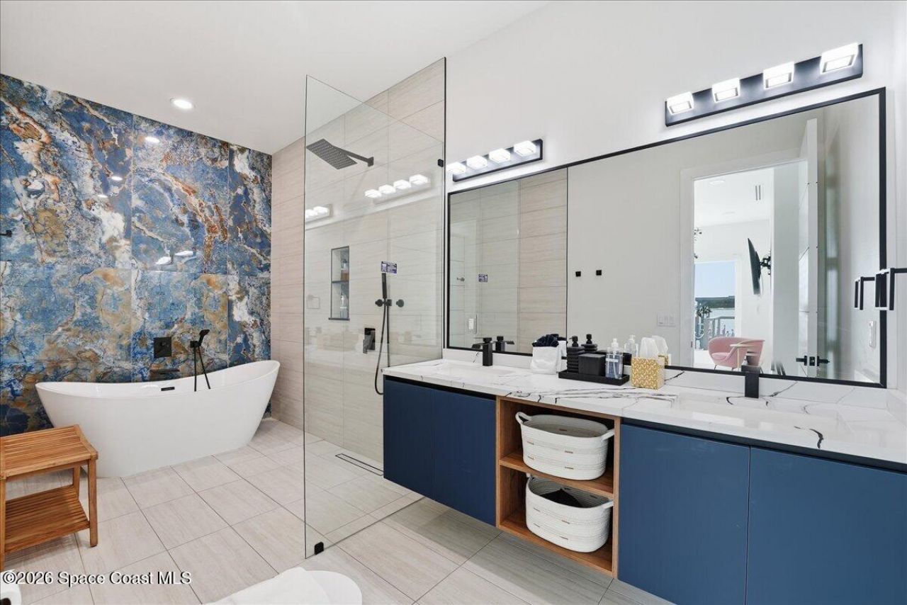 2175 S Tropical Trail, Merritt Island, FL 32952 Photo