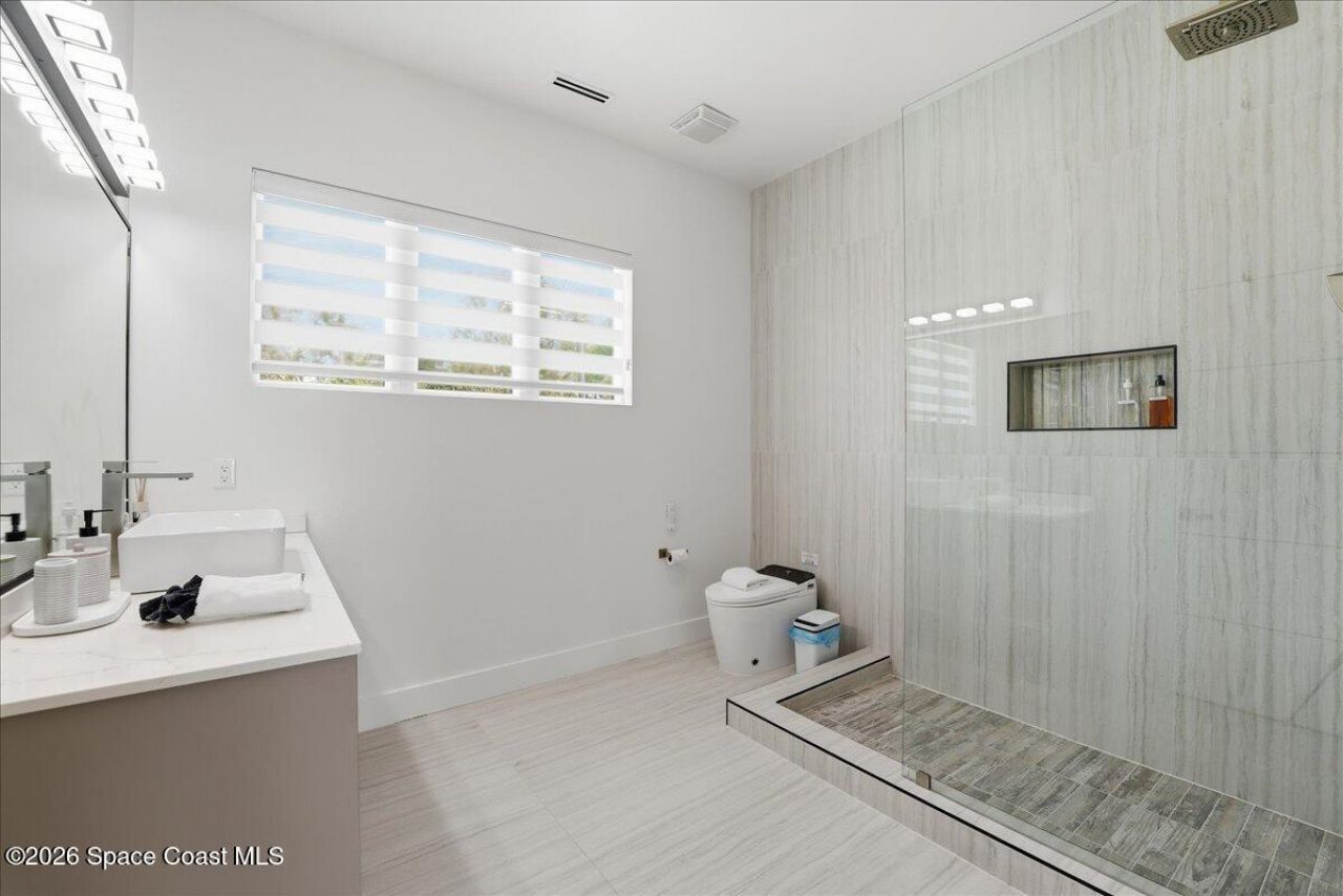 2175 S Tropical Trail, Merritt Island, FL 32952 Photo