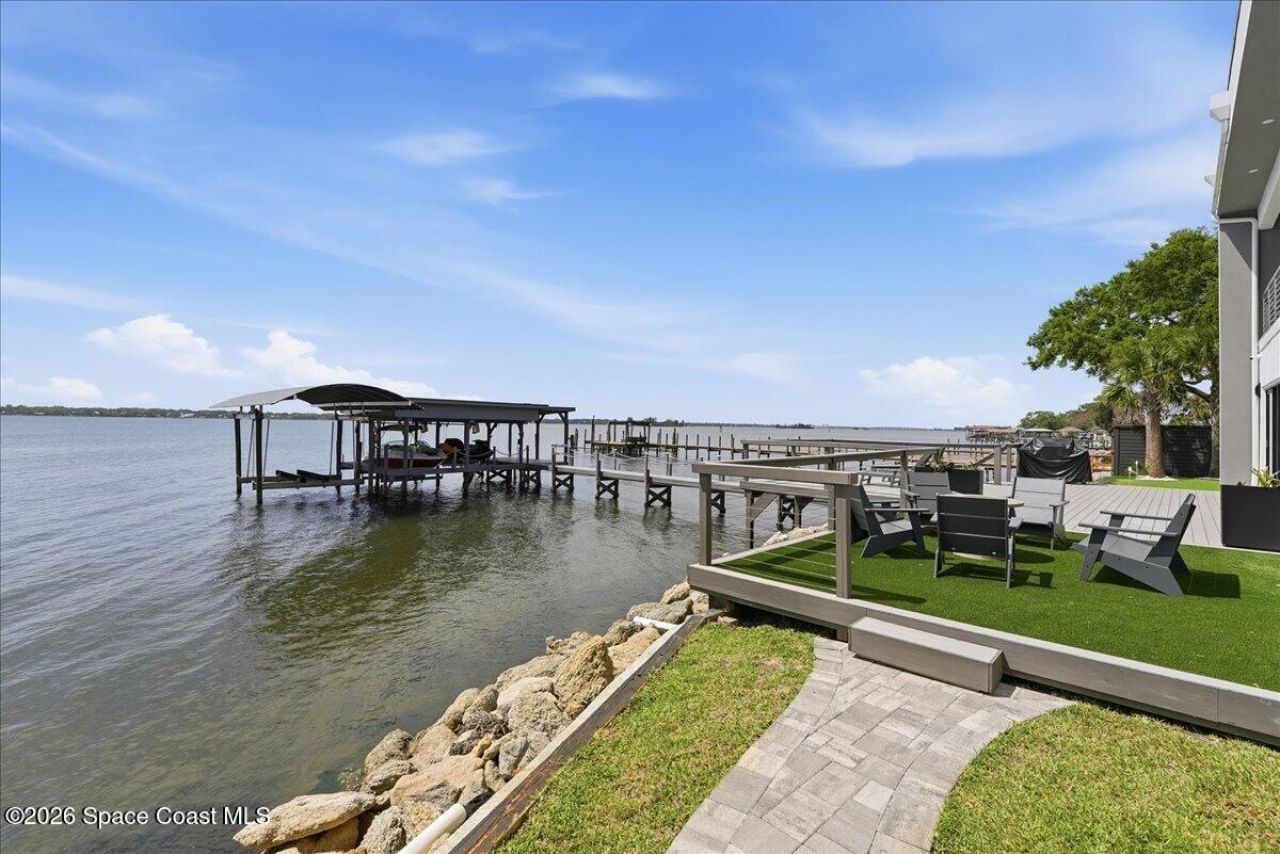 2175 S Tropical Trail, Merritt Island, FL 32952 Photo