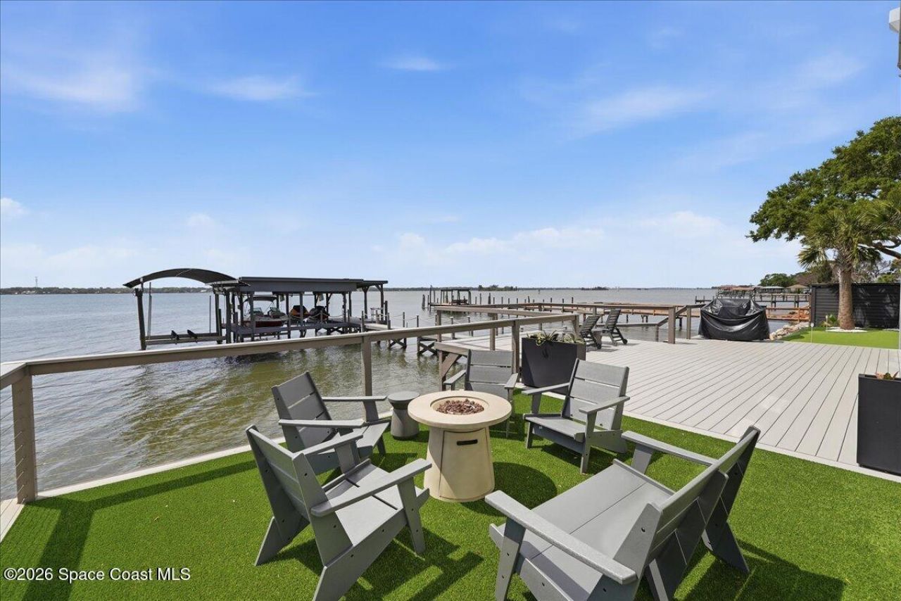 2175 S Tropical Trail, Merritt Island, FL 32952 Photo