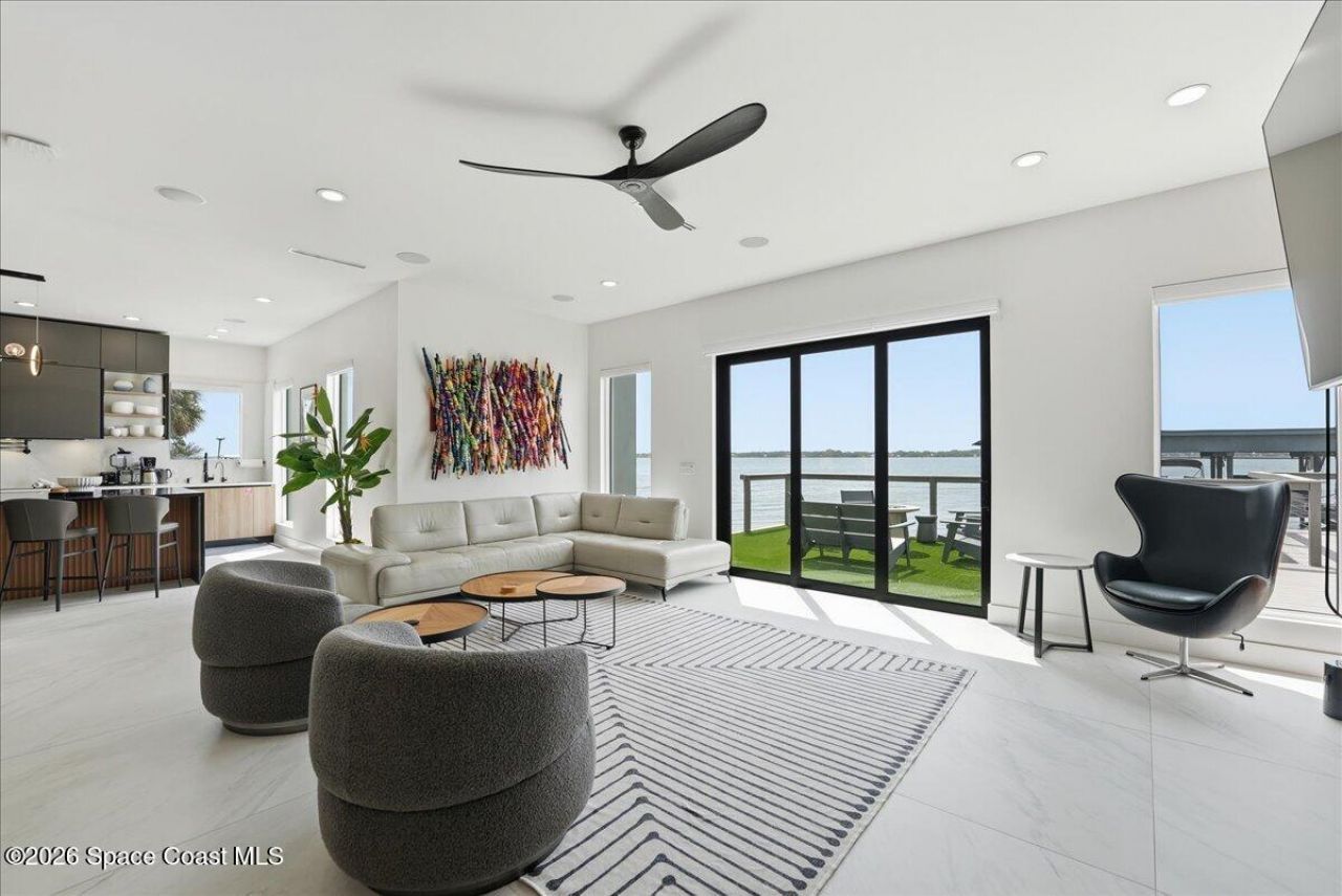 2175 S Tropical Trail, Merritt Island, FL 32952 Photo