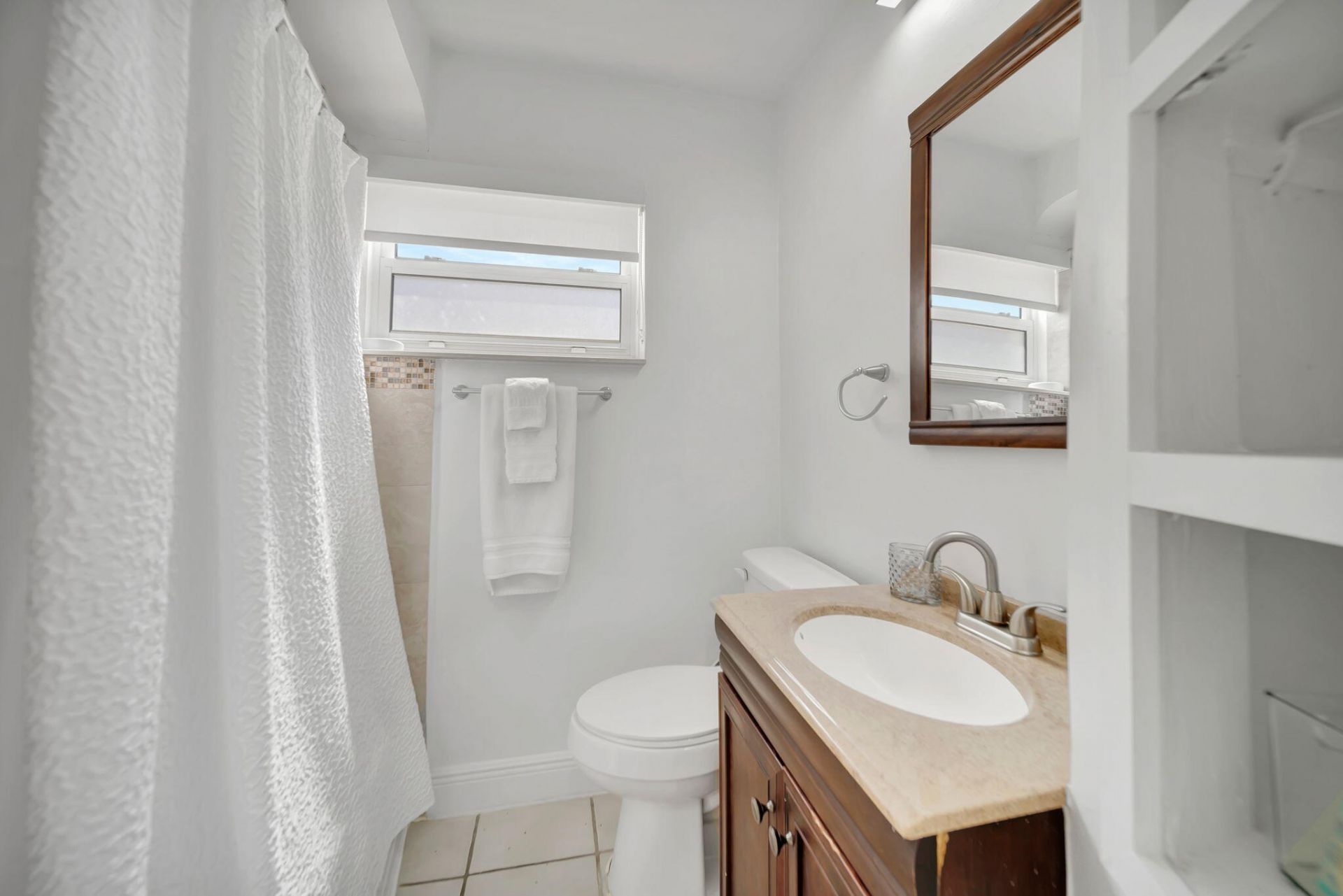 2724 NE 14th Street, Unit 3, Fort Lauderdale, FL 33304 Photo