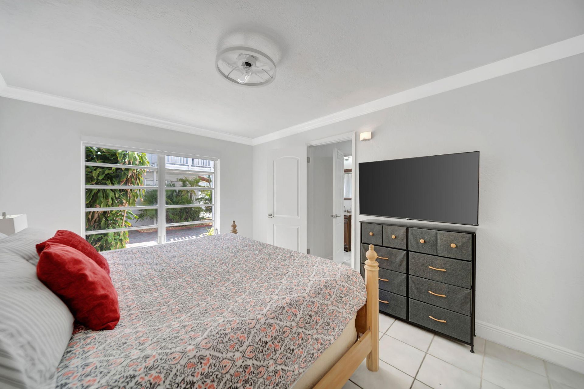 2724 NE 14th Street, Unit 3, Fort Lauderdale, FL 33304 Photo