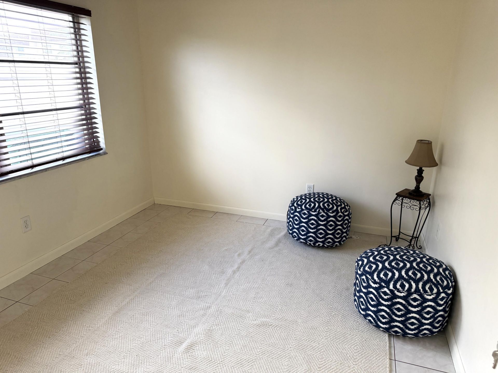 4092 Inverrary Drive, Unit B12, Lauderhill, FL 33319 Photo