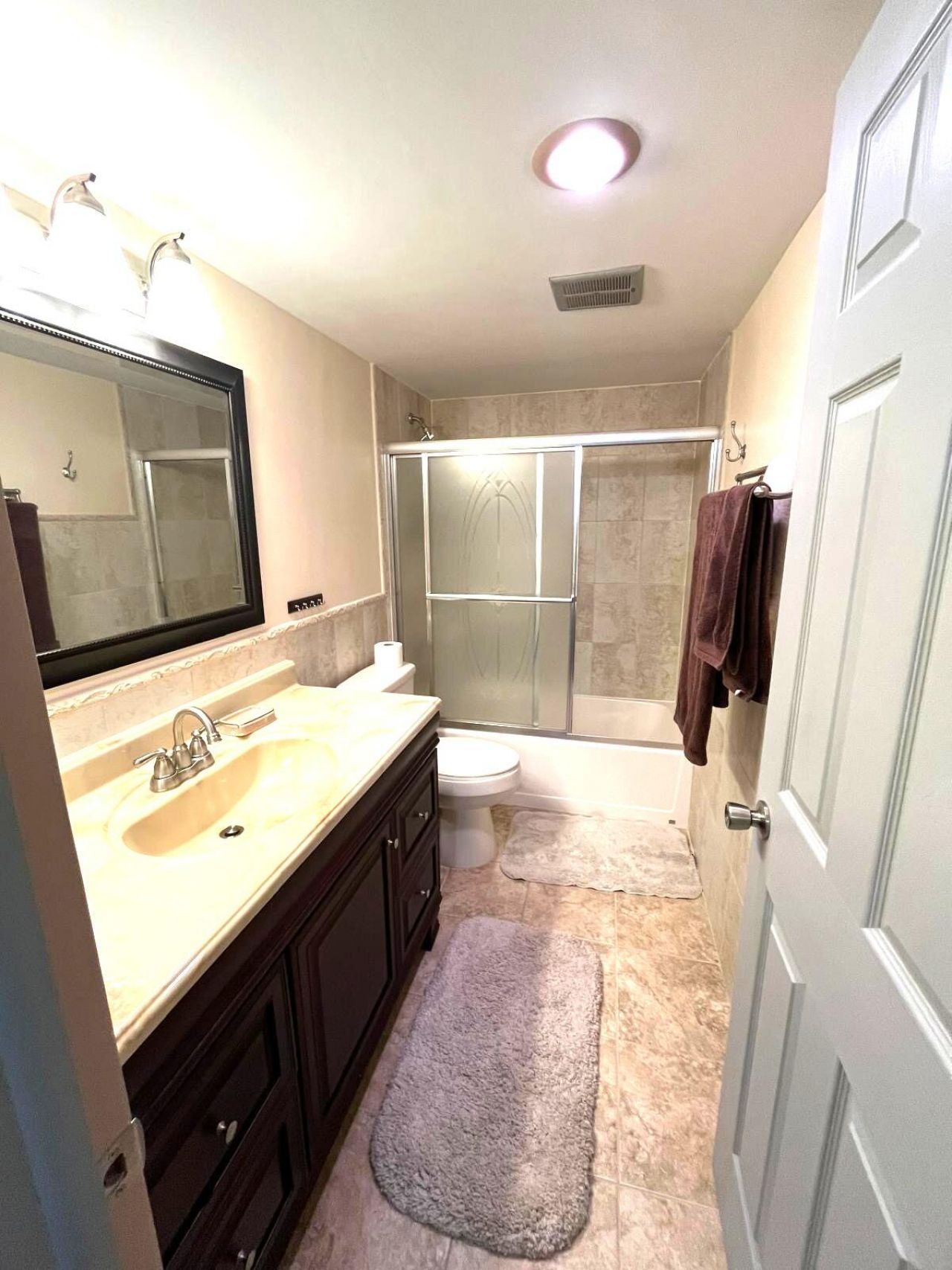 4092 Inverrary Drive, Unit B12, Lauderhill, FL 33319 Photo