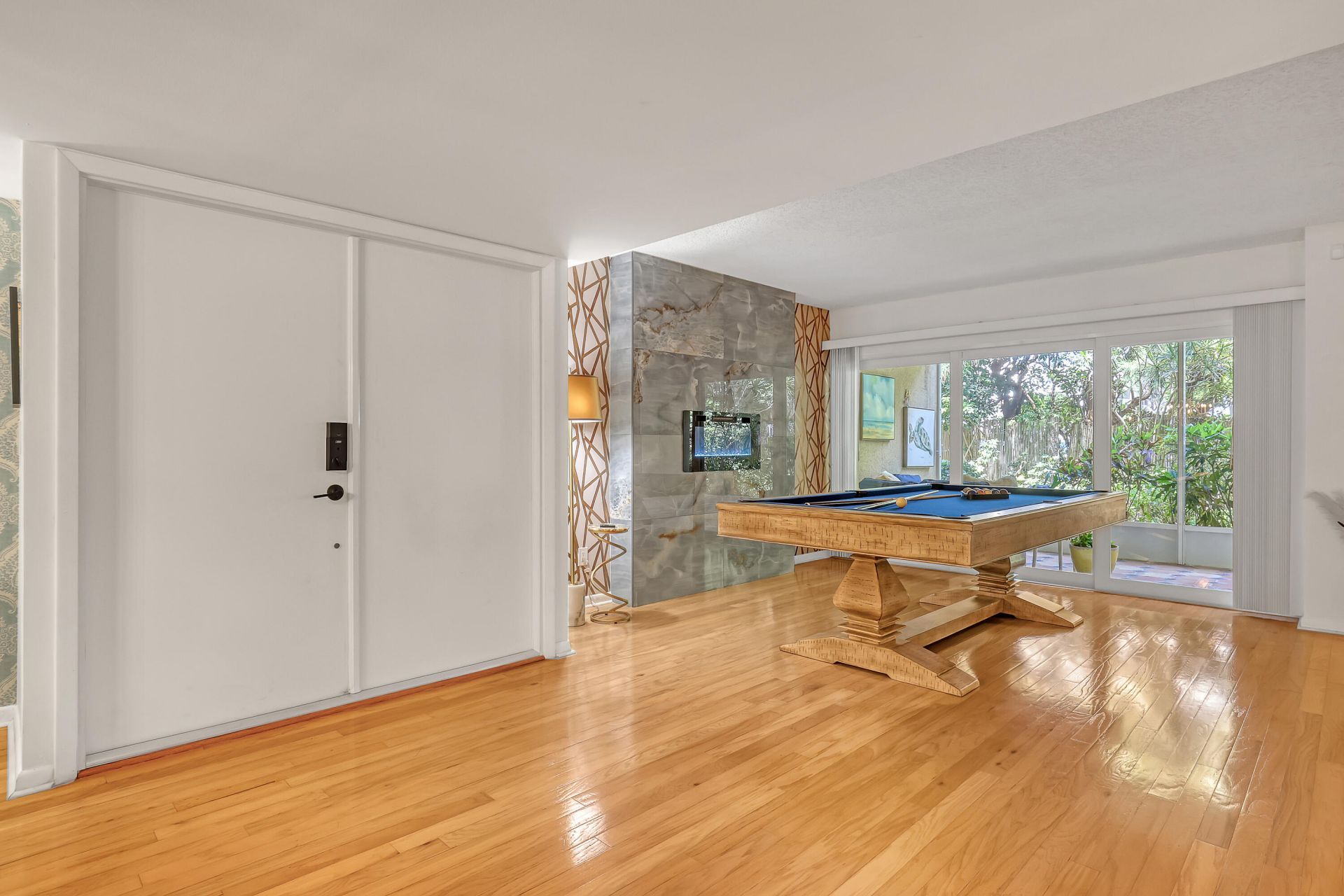 1100 Surf Road, Unit 104, West Palm Beach, FL 33404 Photo