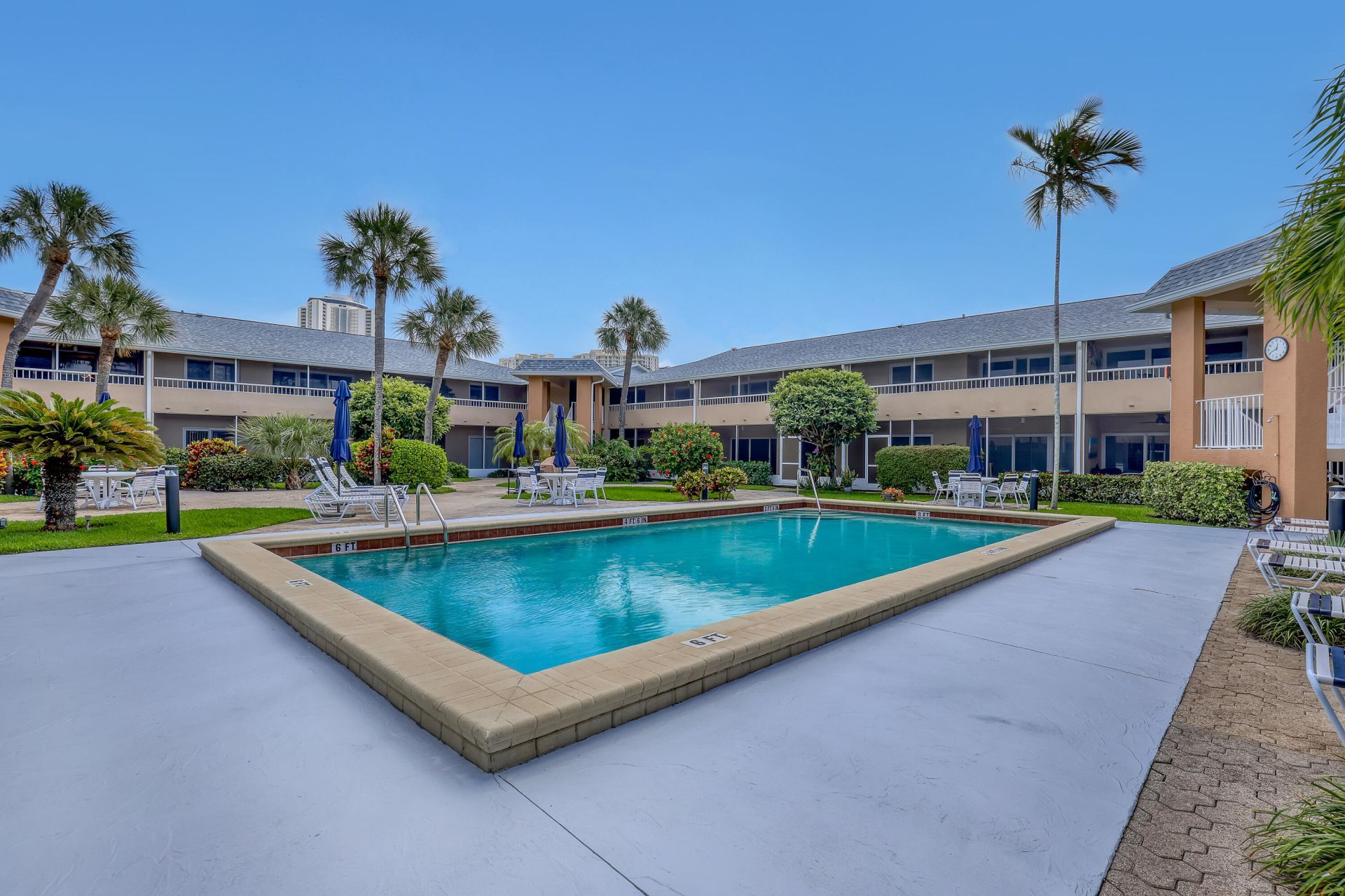 1100 Surf Road, Unit 104, Singer Island, FL 33404 Photo