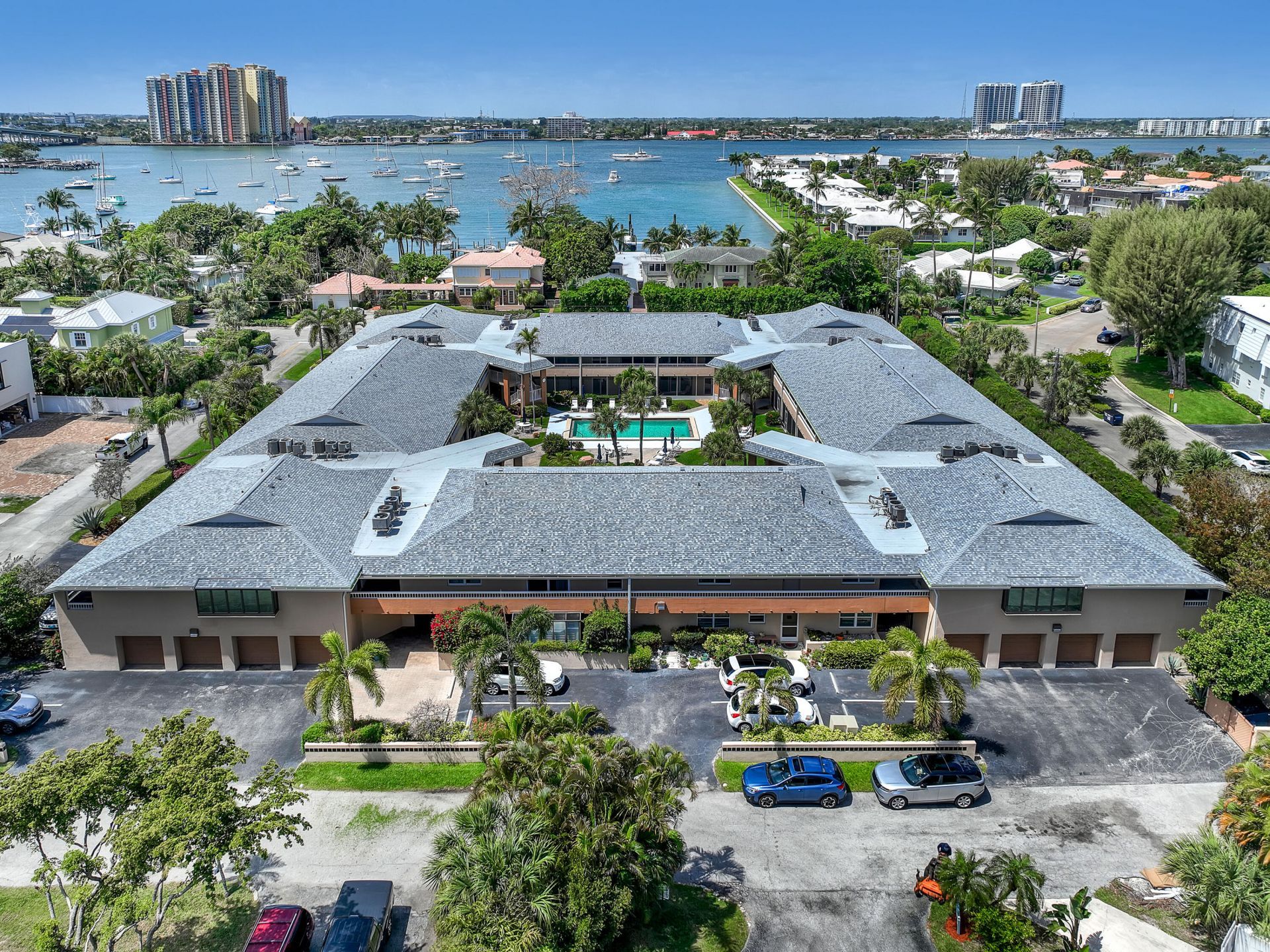 1100 Surf Road, Unit 104, West Palm Beach, FL 33404 Photo