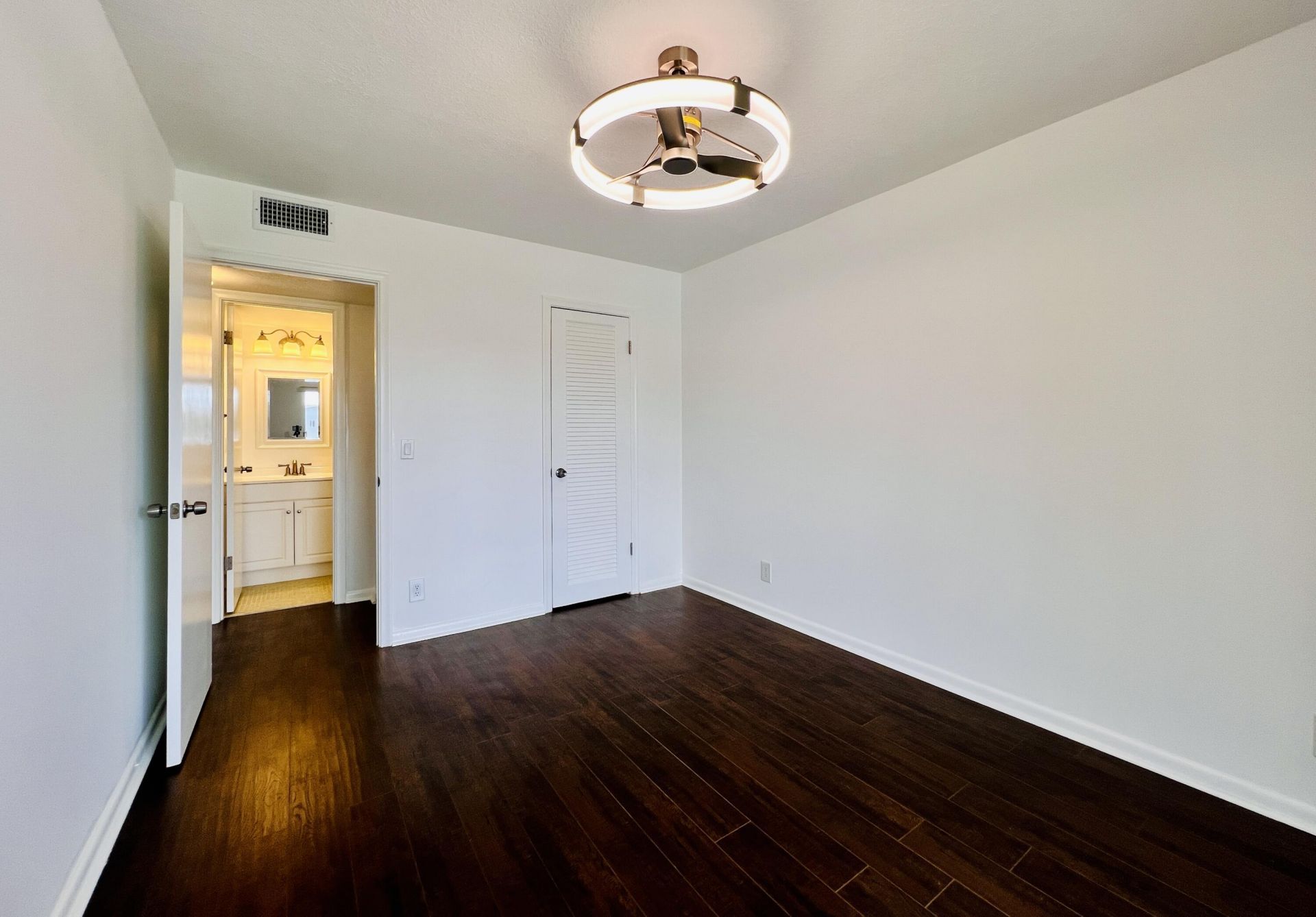 200 Northampton J, Unit 200, West Palm Beach, FL 33417 Photo