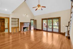 136 Fishers Shore Road  photo 4