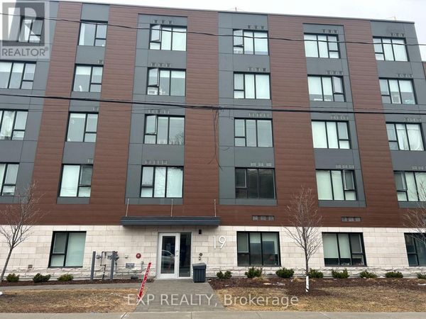 19 ROBINSON Avenue, Unit 203, Ottawa, ON K1S8N8