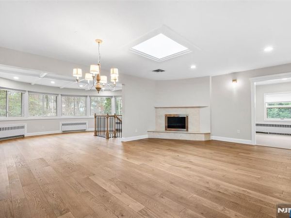 285 Hardenburgh Avenue, DEMAREST, NJ 07627