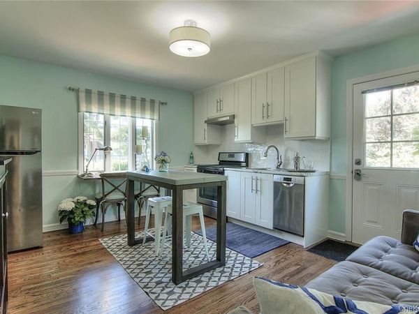 Huntington, NY 11743