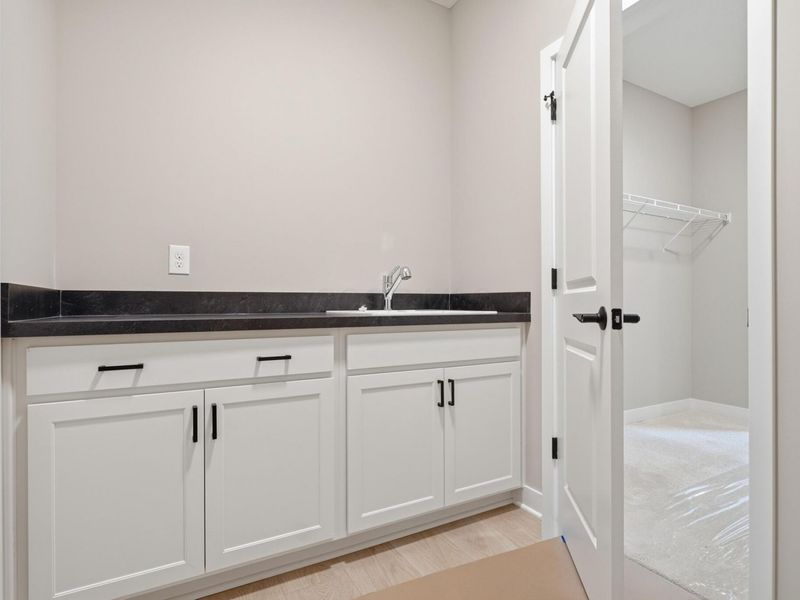 4547 Corsican Loop E, Hilliard, OH 43026 Photo 32