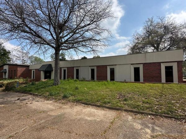 3390 N Liberty Street, Canton, MS 39046