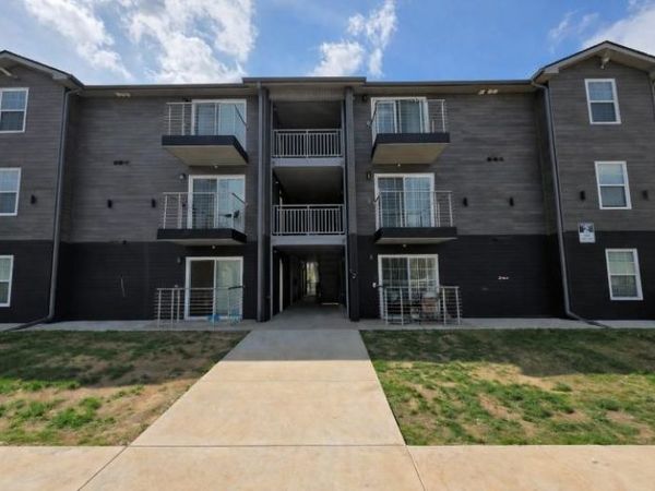 543 Peachers Mill Rd, Clarksville, TN 37042