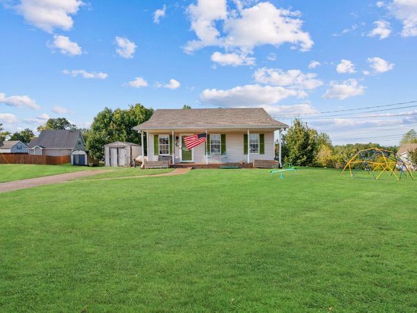 1005 Winesap Rd , Clarksville, TN 37040