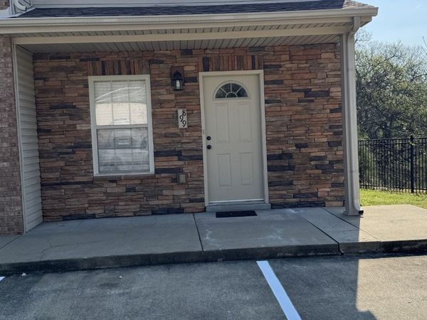 899 Branch Rd , Clarksville, TN 37043