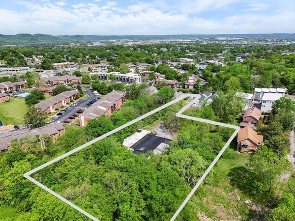 813 Watts Ln , Nashville, TN 37209