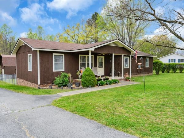 105 Plain View Dr, Estill Springs, TN 37330