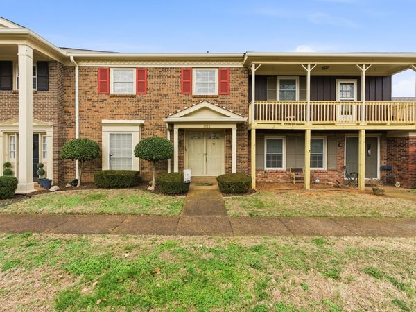 1032 Todd Preis Dr , Nashville, TN 37221