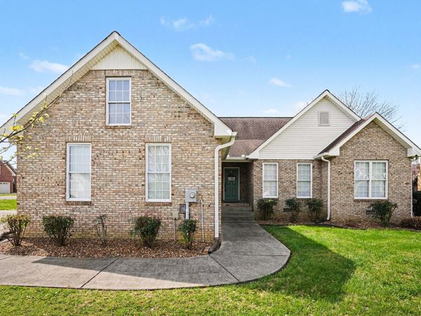 161 Fieldstone Ln , Springfield, TN 37172