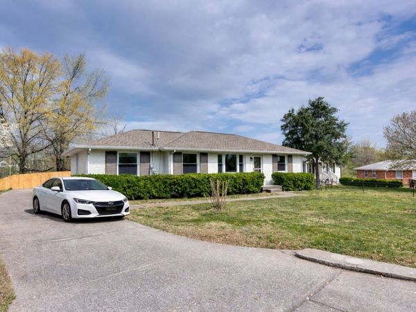 304 Leo Ct , Nashville, TN 37211