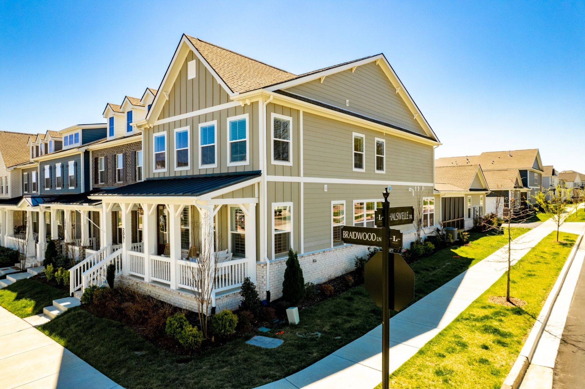 2091 Braidwood Ln, Franklin, TN 37064 Main Photo