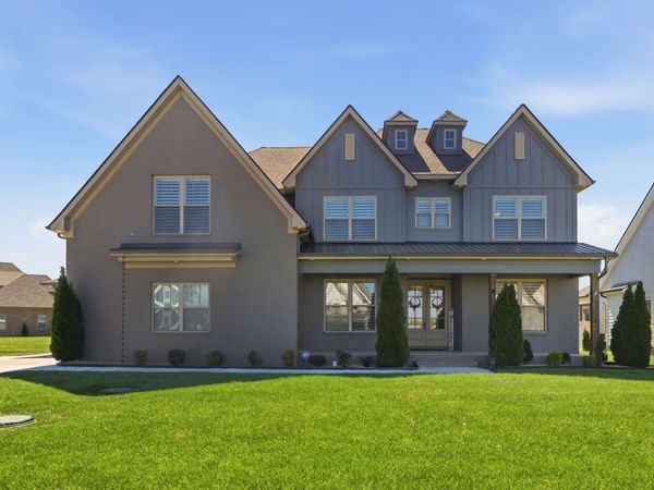 3705 Carriage Dr , Murfreesboro, TN 37128