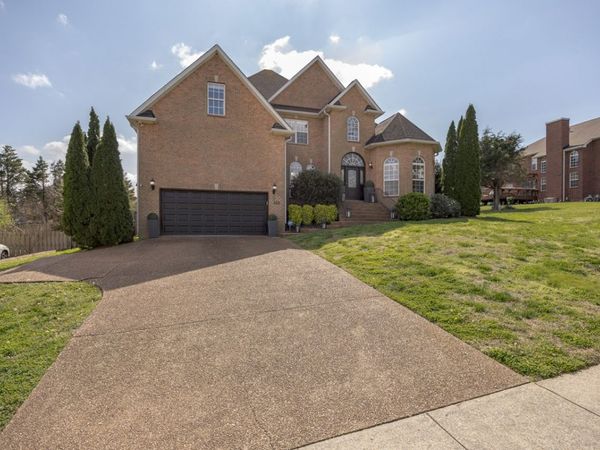 5579 Hill Rd, Brentwood, TN 37027