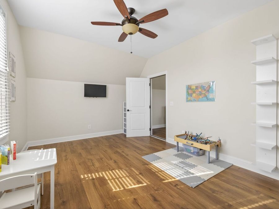 Property Image 61