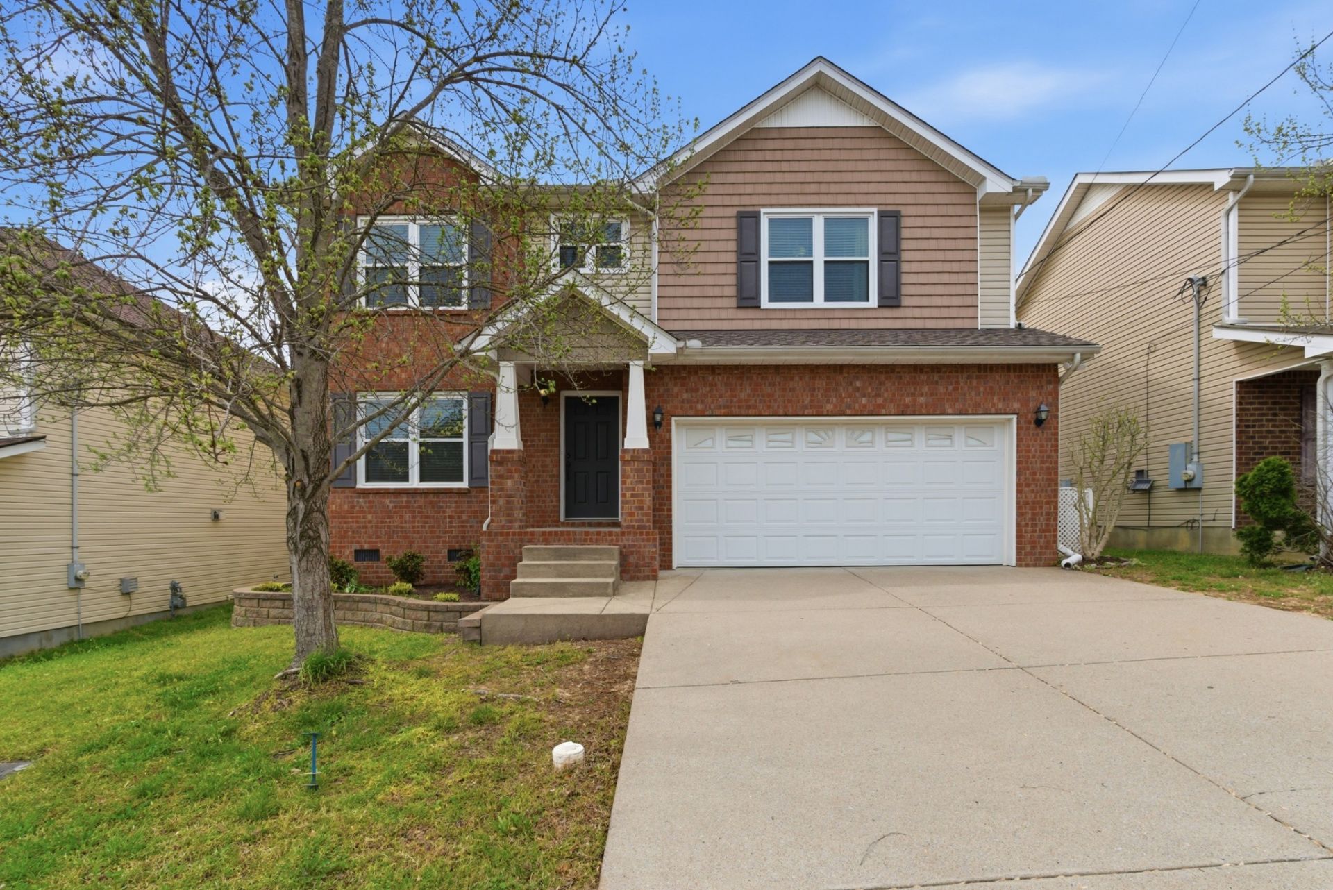 2029 Leefield Dr, Antioch, TN 37013 Main Photo