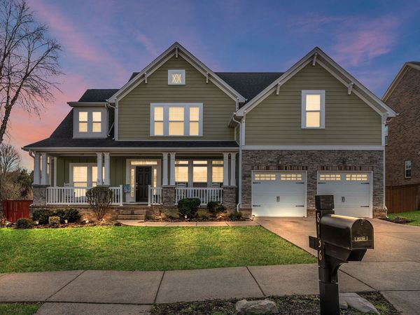 8136 Middlewick Ln, Nolensville, TN 37135