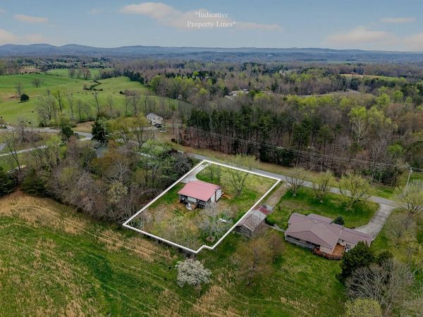 131 Poplar Springs Rd , Cookeville, TN 38506