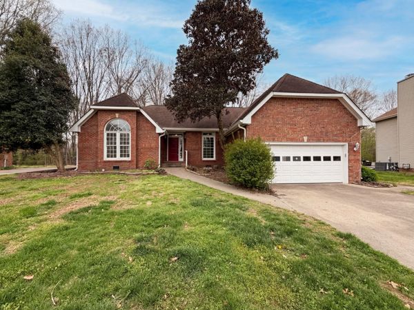 227 Longwood Ln , Clarksville, TN 37043