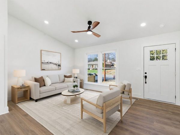 206 New Sawyer Brown Rd , Nashville, TN 37221