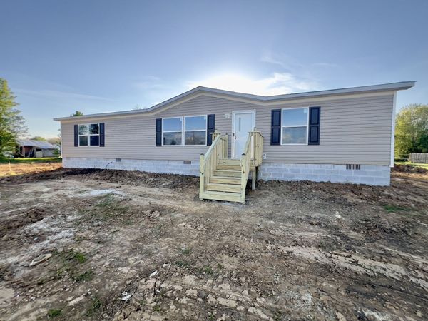 110 S C St , Hillsboro, TN 37342