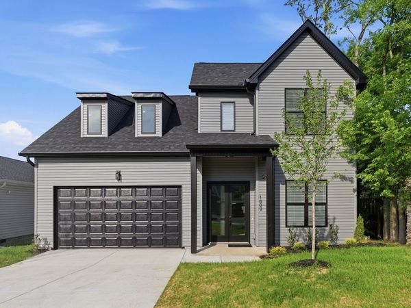 1609 21st Ave N, Nashville, TN 37208