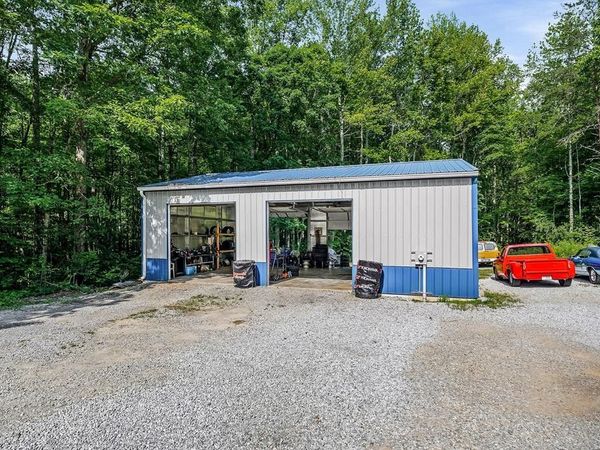 12281 SR 111 , Spencer, TN 38585