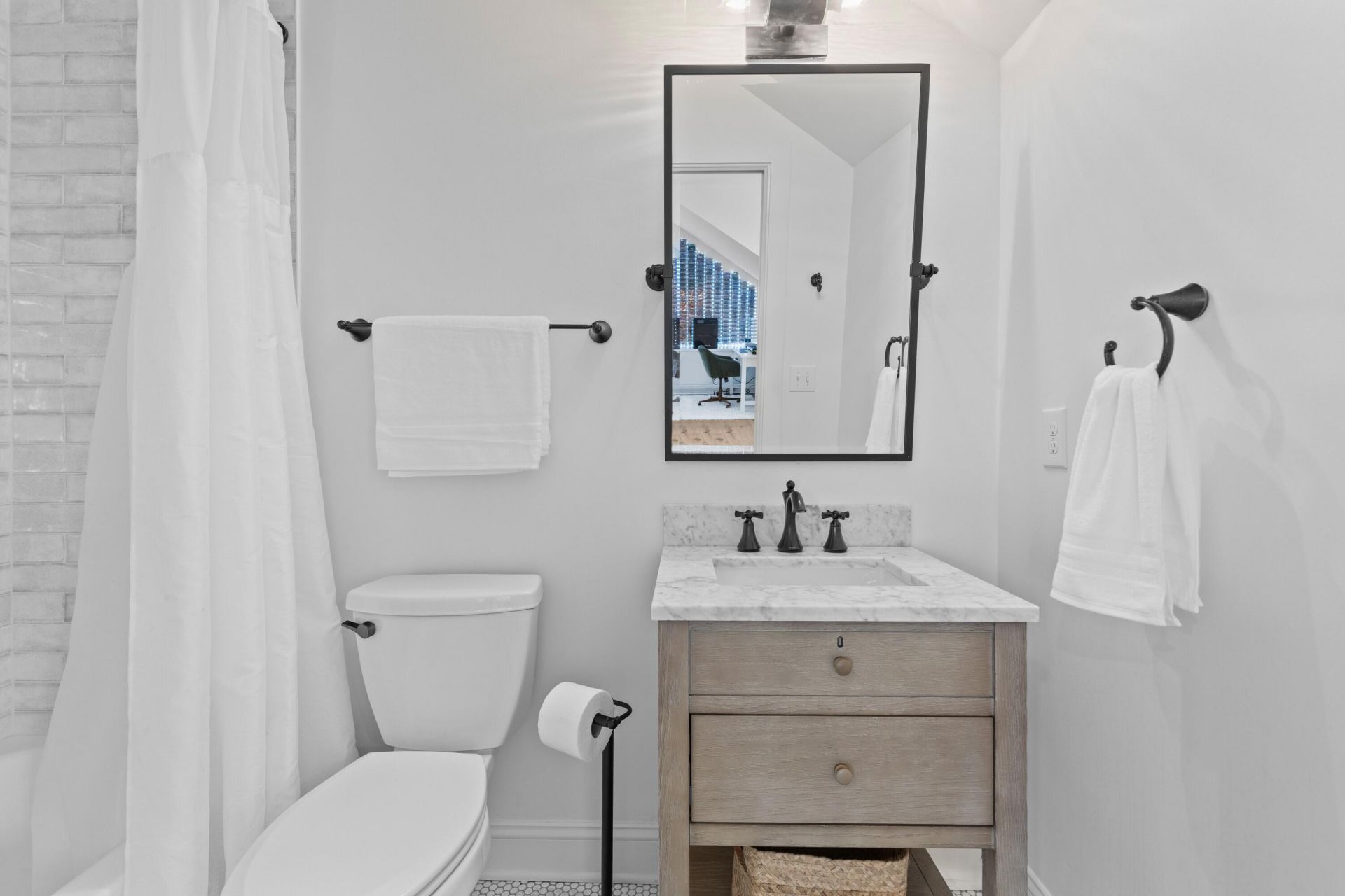 1530 Willtown Street Photo 39