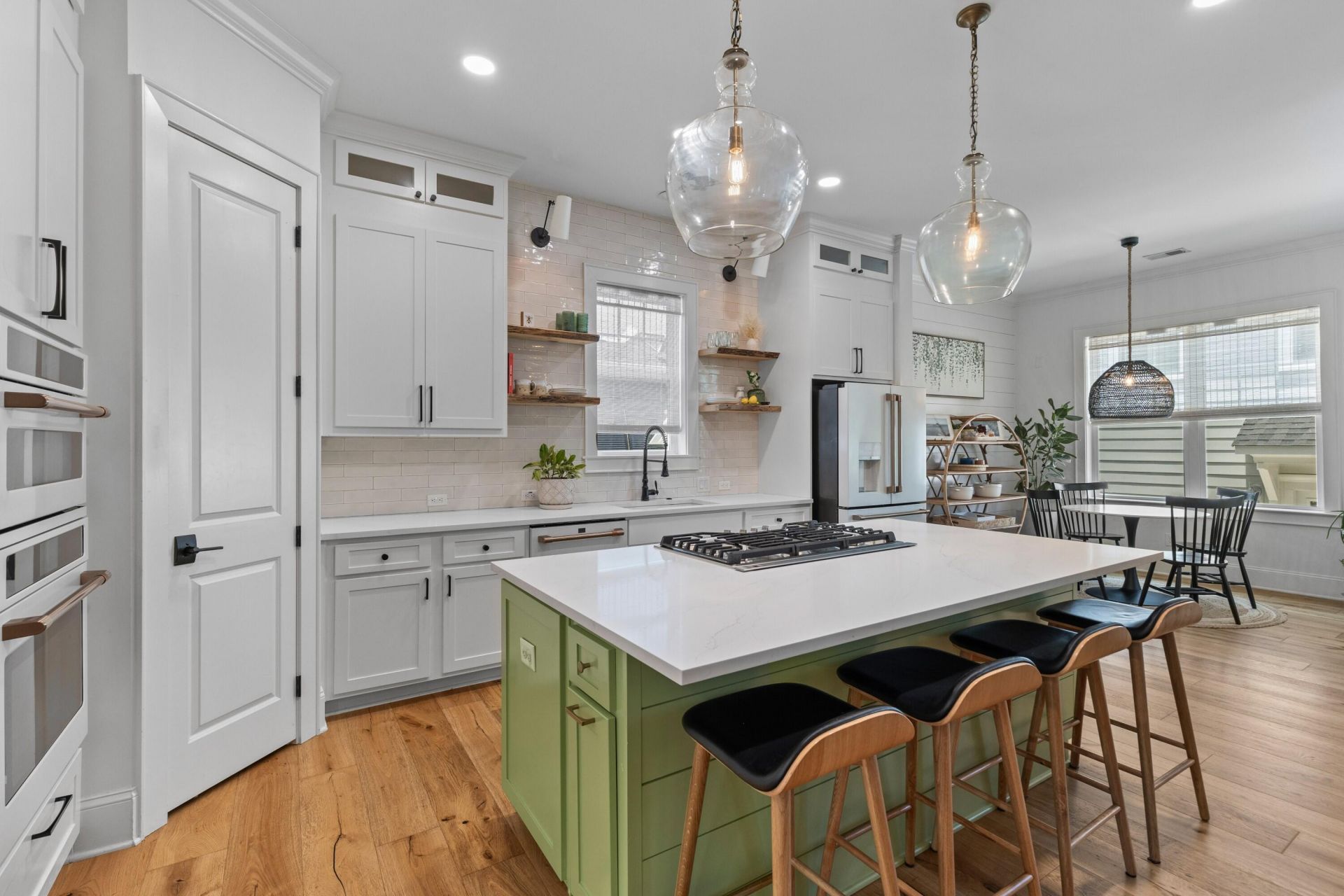 1530 Willtown Street Photo 8