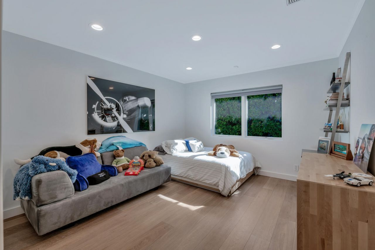 264 Sandpiper Drive, Palm Beach, FL 33480 Photo