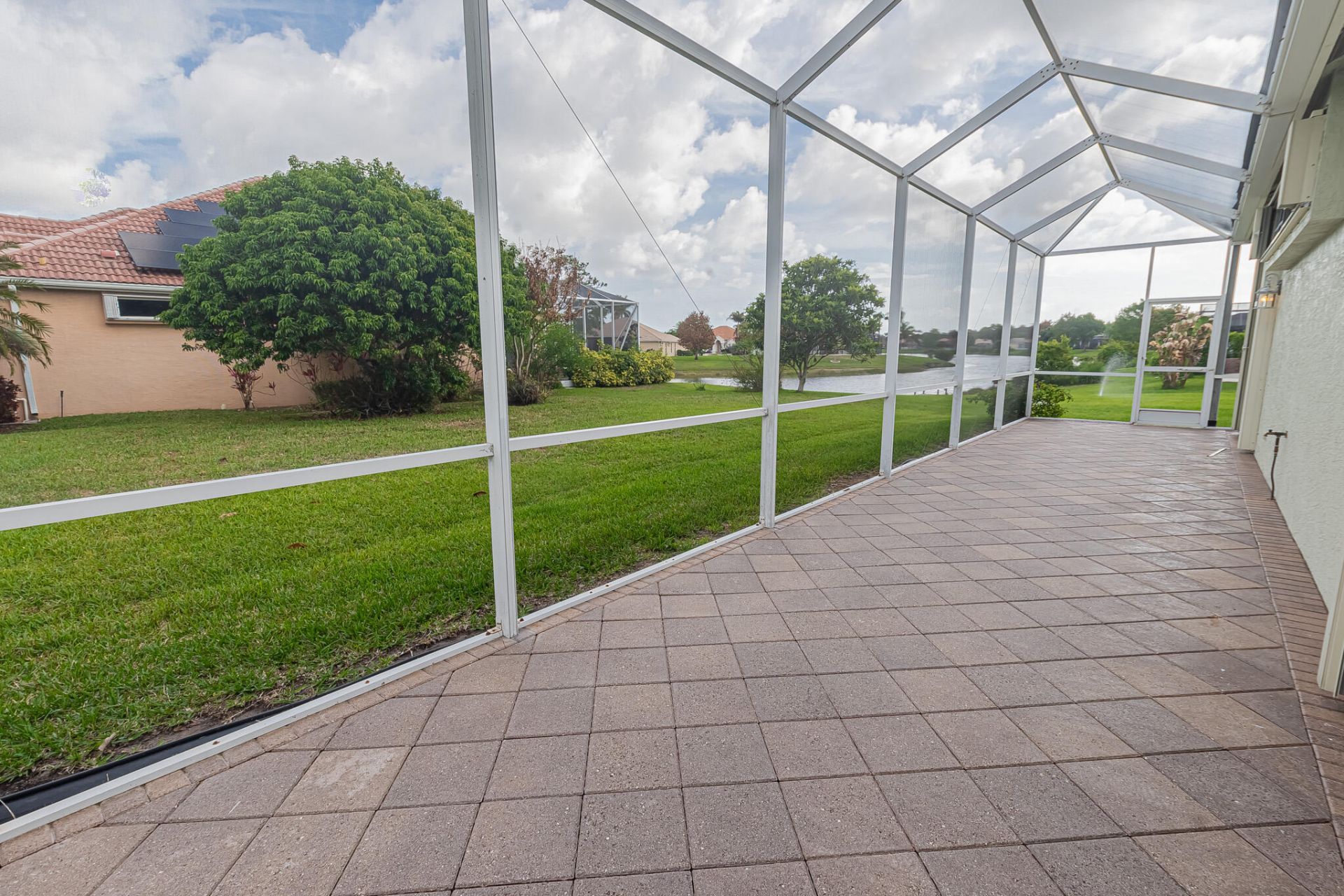 668 SW Lake Charles Circle, Port Saint Lucie, FL 34986 Photo