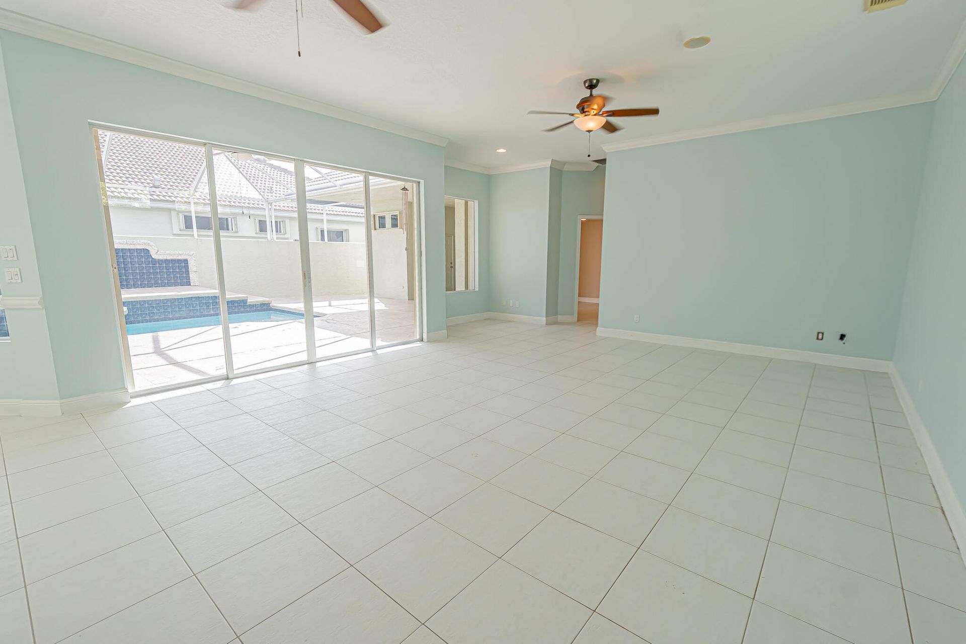 668 SW Lake Charles Circle, Port Saint Lucie, FL 34986 Photo
